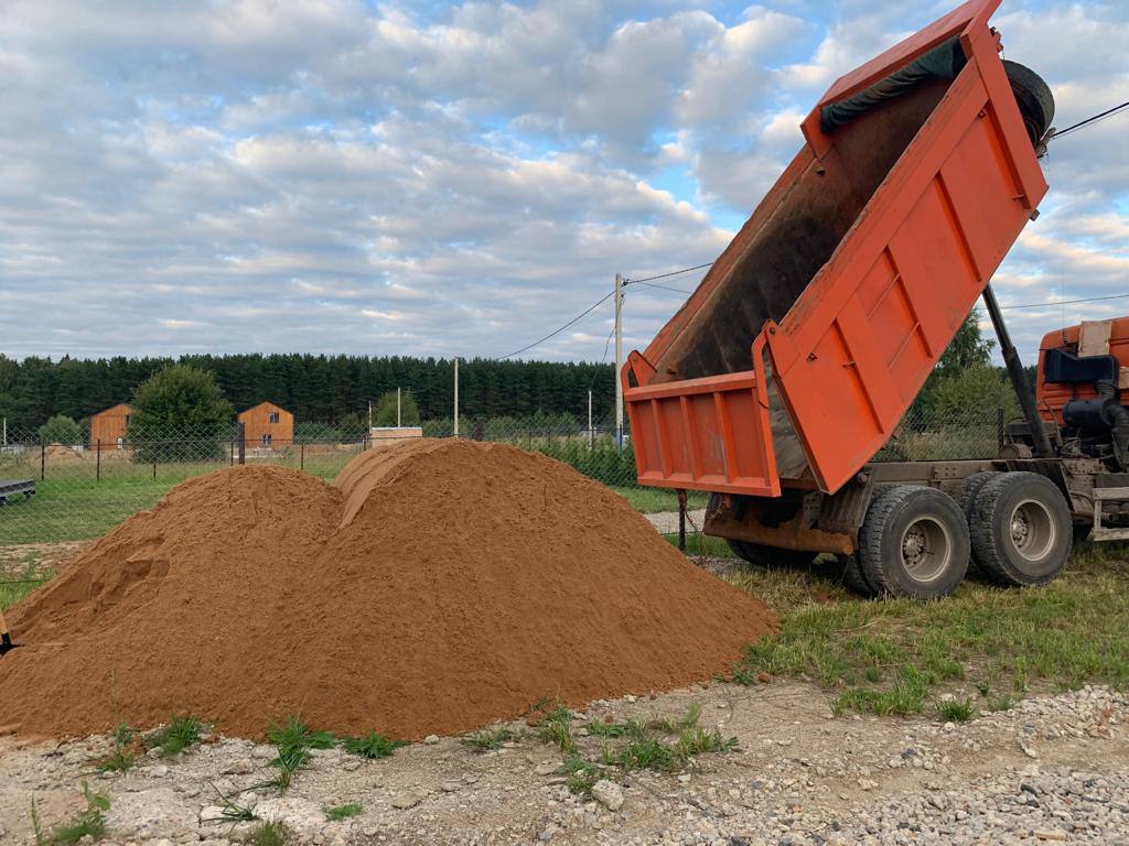 Доставка сыпучих материалов в Лесной Городок | MainCargo 12