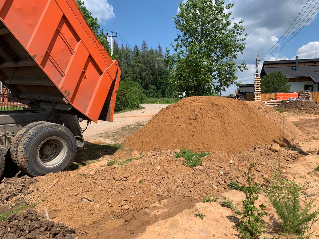 Доставка сыпучих материалов в Лесной Городок | MainCargo 13